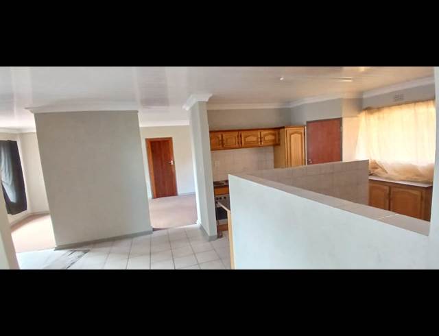 3 BEDROOM TOWNHOUSE TO LET IN DIE HEUWEL