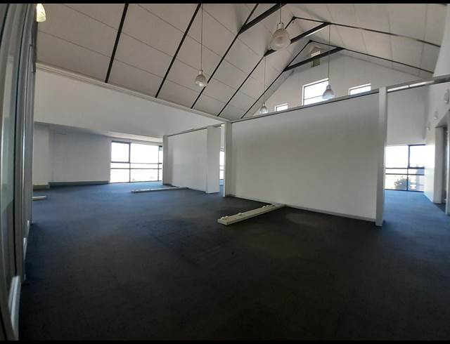 879M² OFFICE TO LET IN HIGHVELD