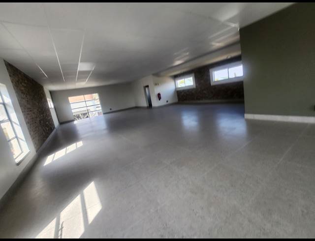 340M² WAREHOUSE TO LET IN ALLANDALE