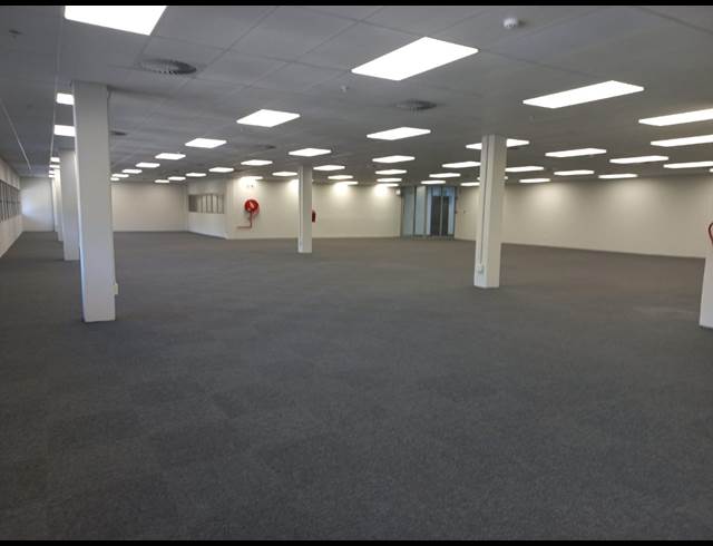 651M² OFFICE TO LET IN UMGENI PARK