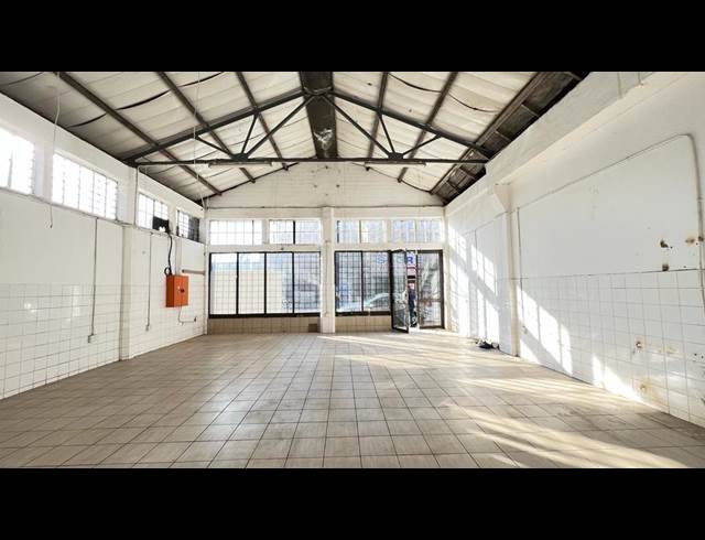 99M² RETAIL TO LET IN SELBY