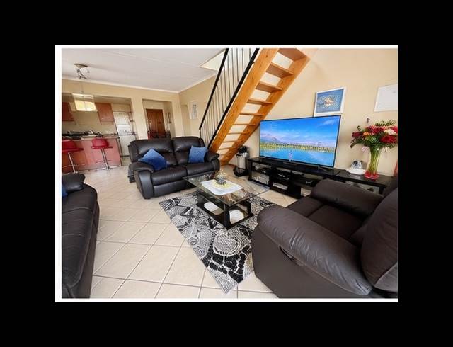 3 BEDROOM APARTMENT TO LET IN STONEHENGE