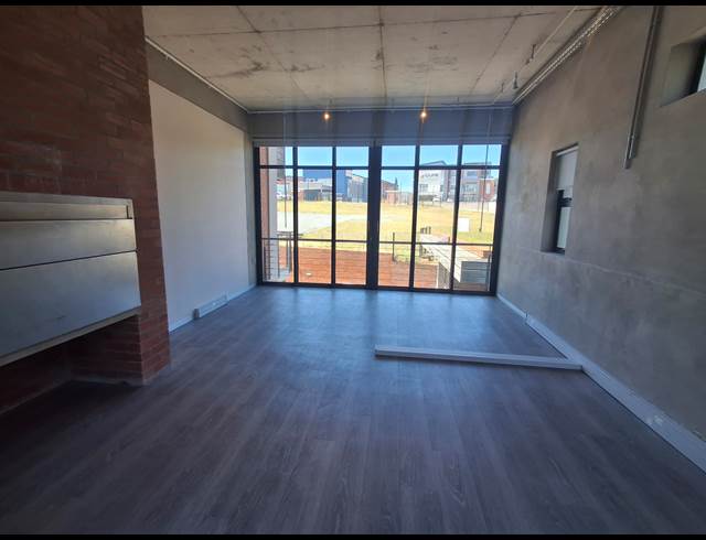 678M² OFFICE TO LET IN BEACON BAY