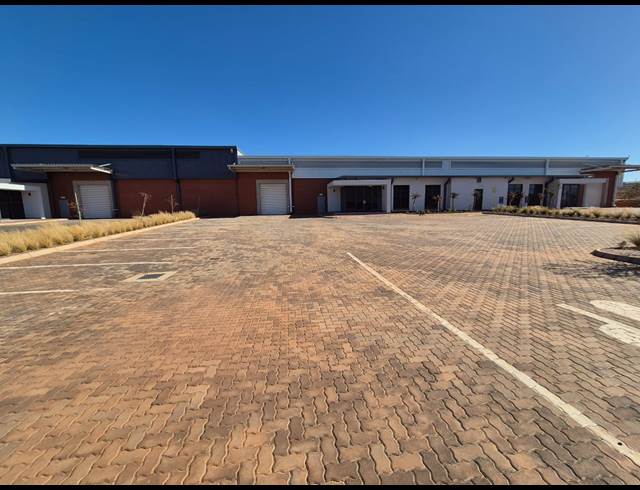 1,524M² WAREHOUSE TO LET IN WITFONTEIN
