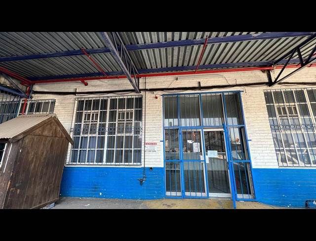 1,500M² WAREHOUSE TO LET IN SELBY