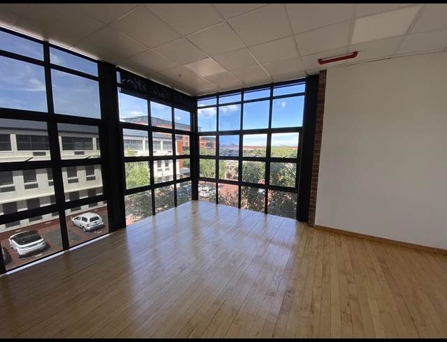 58M² OFFICE TO LET IN OBSERVATORY