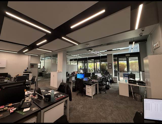 290M² OFFICE TO LET IN CLAREMONT