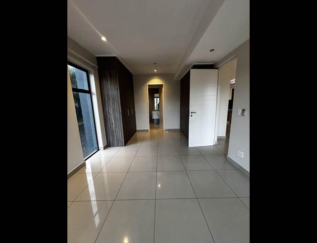 2 BEDROOM APARTMENT TO LET IN PARKMORE