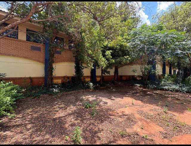 3,434M² WAREHOUSE TO LET IN AMALGAM