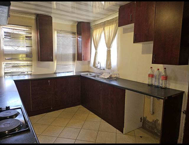 3 bed property to rent in BIRCH ACRES