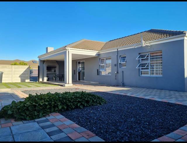 3 BEDROOM PROPERTY TO RENT IN KRAAIFONTEIN EAST