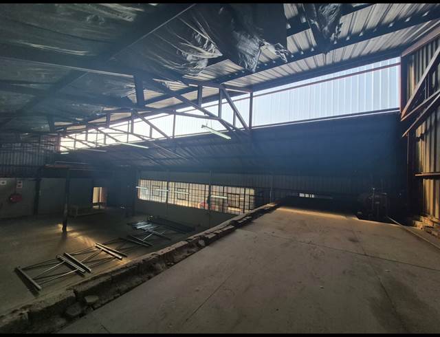 500M² WAREHOUSE TO LET IN ALRODE SOUTH
