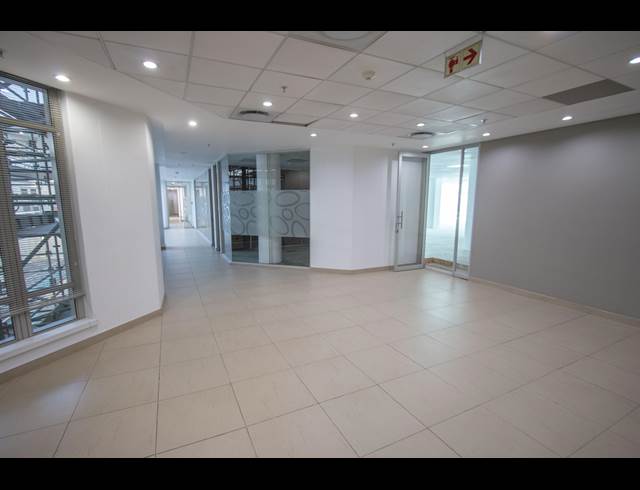 380M² OFFICE TO LET IN SANDTON CENTRAL