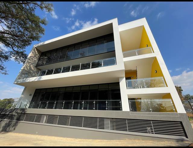 2,173M² OFFICE TO LET IN BRYANSTON