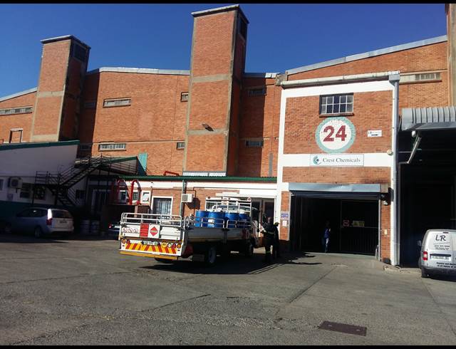 1,339M² WAREHOUSE RENTED IN CAMBRIDGE