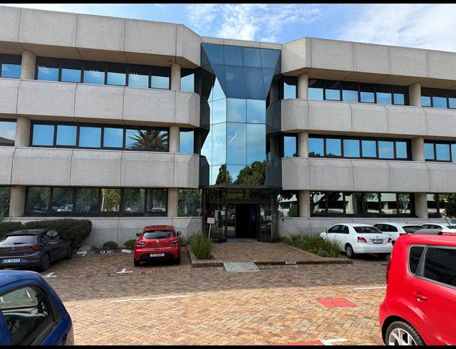 189.90M² OFFICE TO LET IN TYGER VALLEY