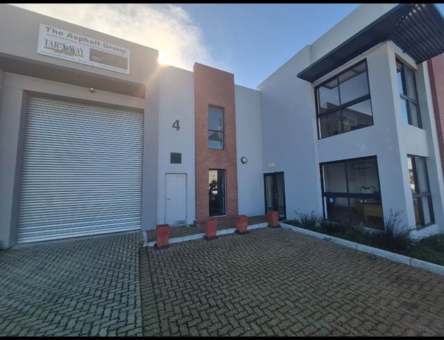 328M² WAREHOUSE TO LET IN STONEWOOD SECURITY ESTATE