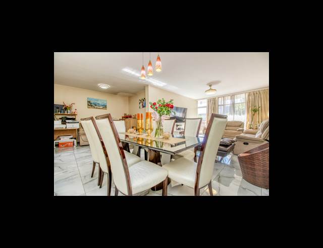 3 BEDROOM APARTMENT TO LET IN SANDTON CENTRAL