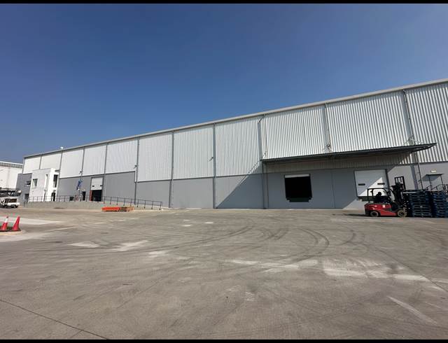 3,280M² WAREHOUSE TO LET IN LINBRO PARK