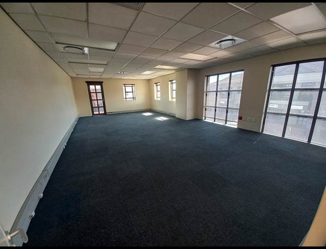 204M² OFFICE TO LET IN MARCONI BEAM INDUSTRIA