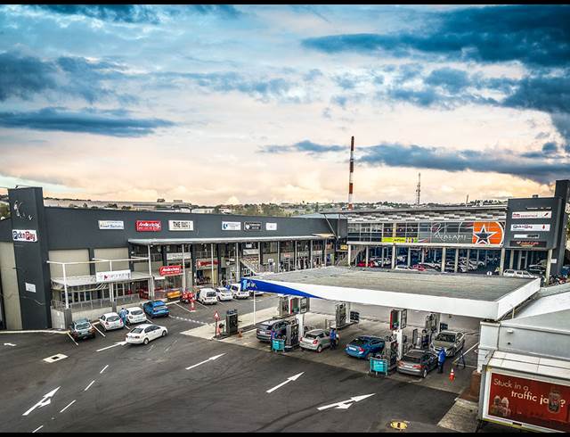 100M² RETAIL TO LET IN KYALAMI