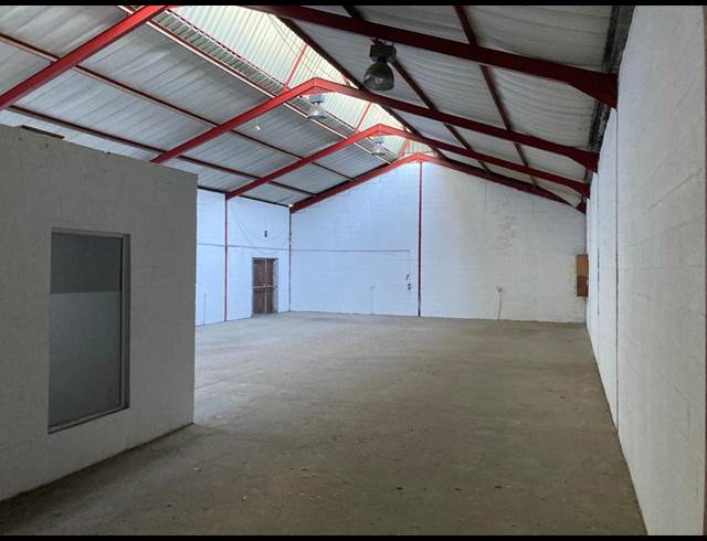 250M² WAREHOUSE TO LET IN BRACKENFELL INDUSTRIAL