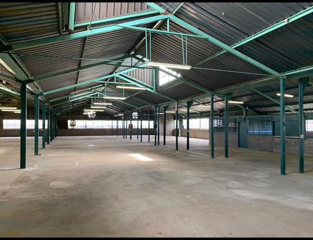 3,000M² WAREHOUSE TO LET IN ANDERBOLT
