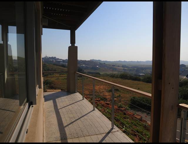 76M² OFFICE TO LET IN BALLITO CENTRAL
