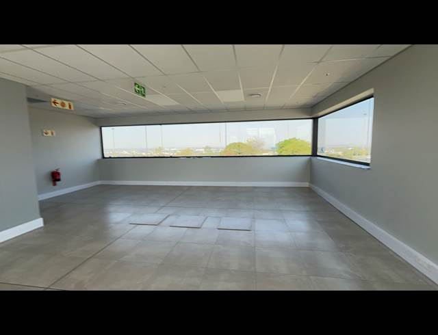 4,631M² WAREHOUSE TO LET IN AIRPORT PARK