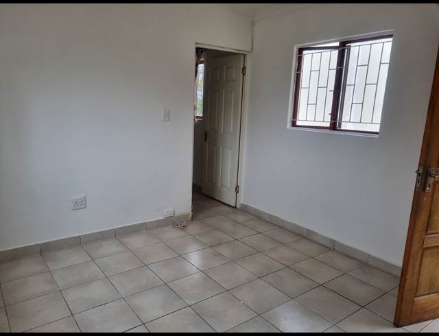 1 BEDROOM APARTMENT TO LET IN UMGENI PARK