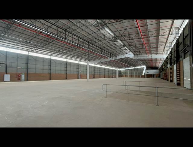 5,796M² WAREHOUSE TO LET IN AIRPORT PARK