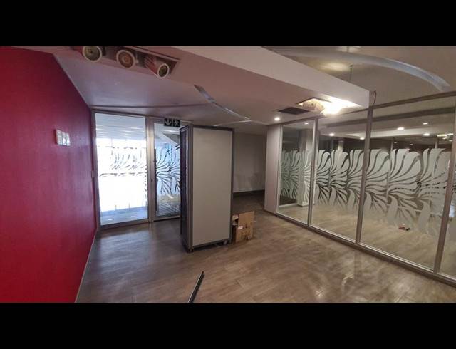 BUSINESS PROPERTY TO RENT IN VORNA VALLEY