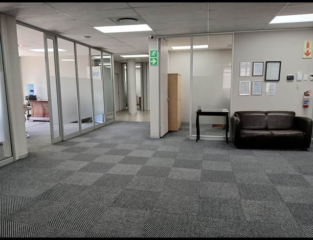 337M² OFFICE TO LET IN WESTVILLE