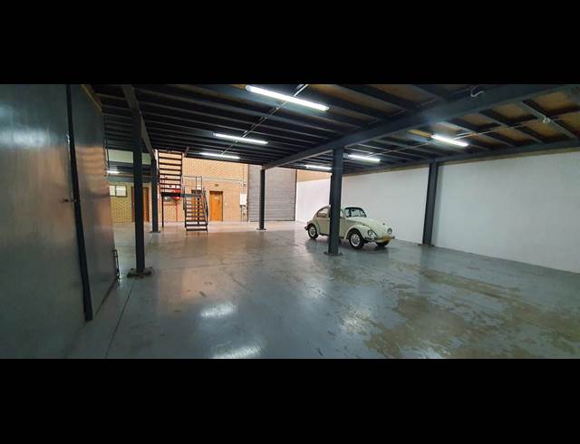 453M² WAREHOUSE TO LET IN MEADOWDALE