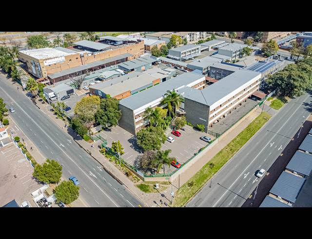 498M² OFFICE TO LET IN FERNDALE