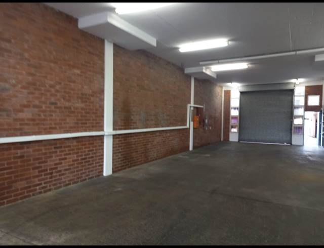 308M² WAREHOUSE TO LET IN PINETOWN CENTRAL