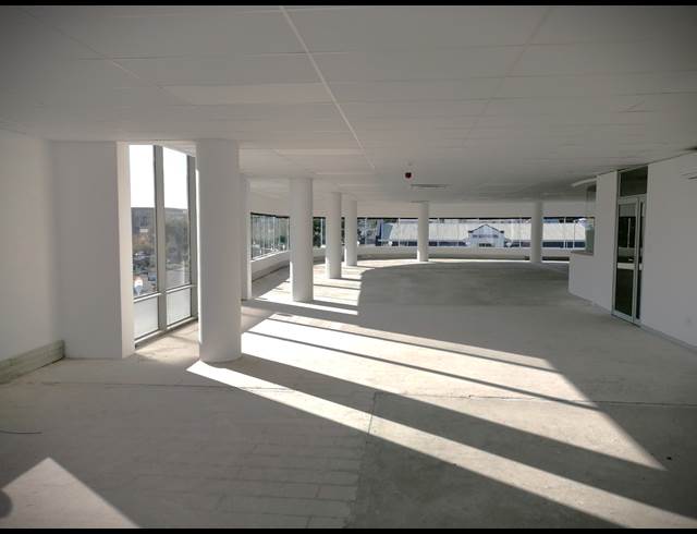 840M² OFFICE TO LET IN TYGER VALLEY