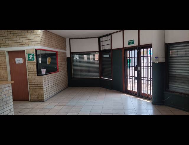 388M² WORKSHOP TO LET IN SONHEUWEL