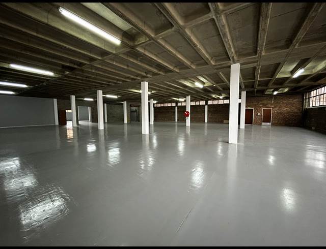 2,082M² WAREHOUSE TO LET IN WYNBERG