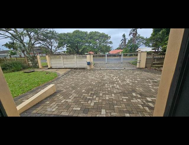 3 BEDROOM PROPERTY TO RENT IN SCOTTBURGH SOUTH