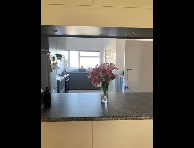 2 bed property to rent in RONDEBOSCH