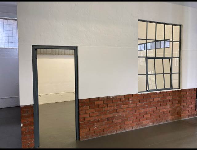 400M² WAREHOUSE TO LET IN WESTMEAD