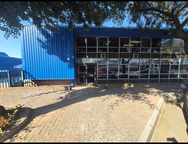 470M² FACTORY TO LET IN BENROSE