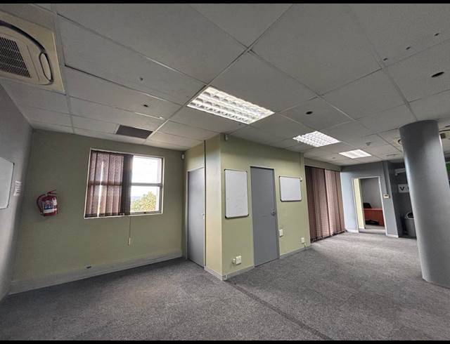317M² OFFICE TO LET IN UMHLANGA RIDGE