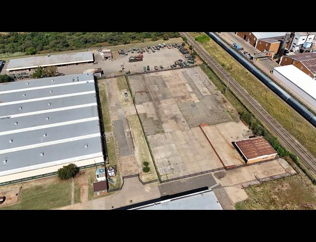 7,000M² WAREHOUSE TO LET IN ROSSLYN