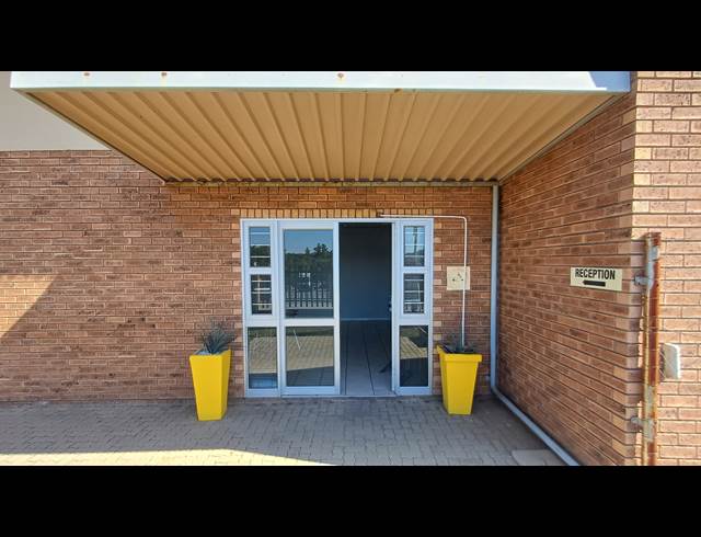 5,054M² INDUSTRIAL YARD TO LET IN RIVERSIDE PARK