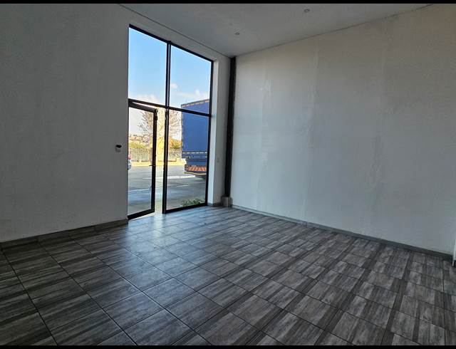 687M² FACTORY TO LET IN COSMO BUSINESS PARK