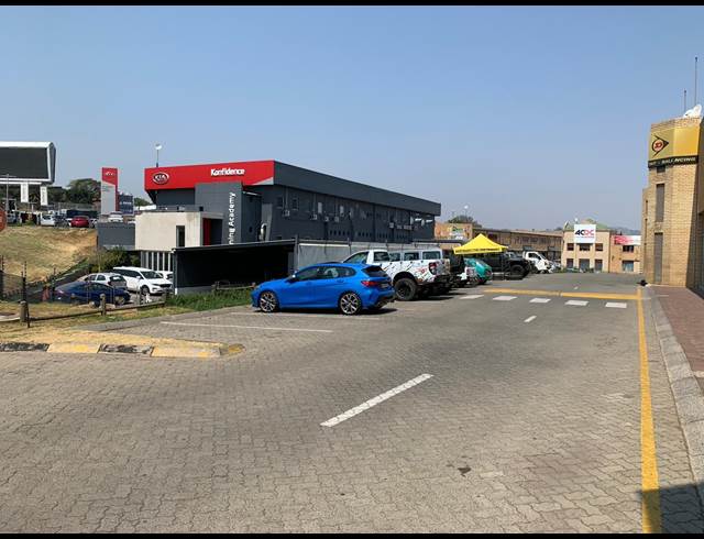 406M² WAREHOUSE TO LET IN STRIJDOMPARK