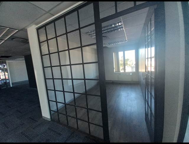 280M² OFFICE TO LET IN CENTURY CITY