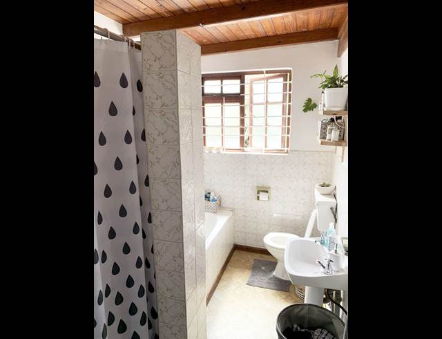 2 bed property to rent in OBSERVATORY